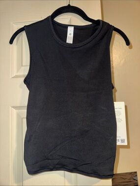 Lululemon Women's Black Silk twisty